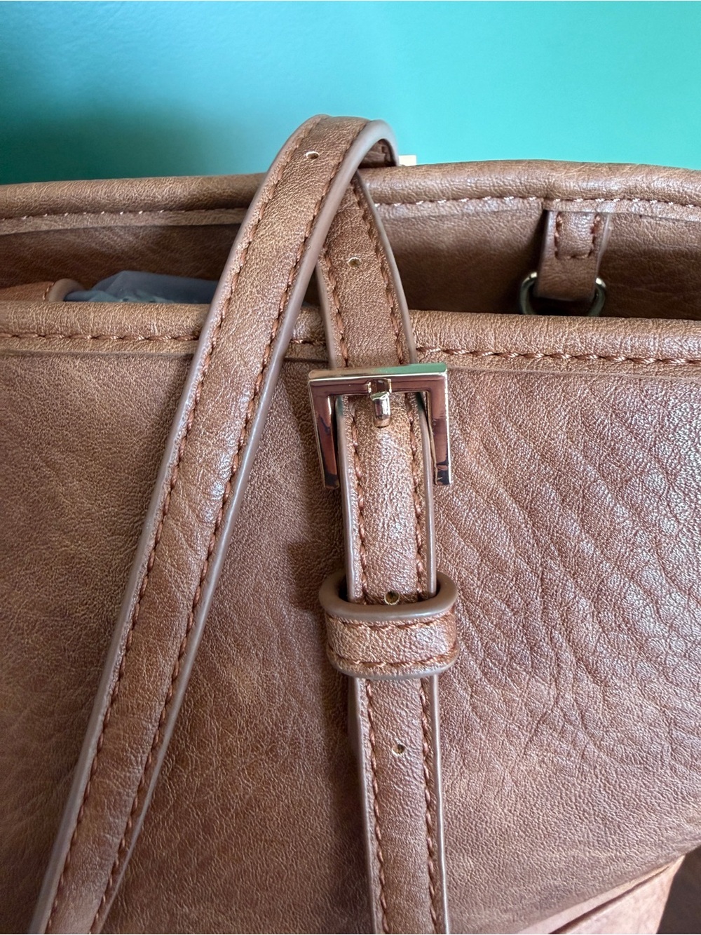 Urban Expressions Tote with Matching Pouch - Picture 3 of 13